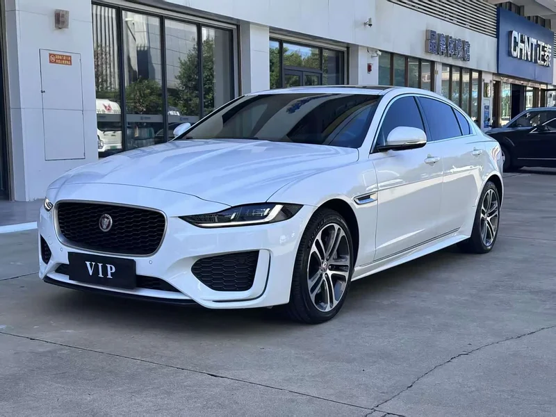 Jaguar XEL — фото 1