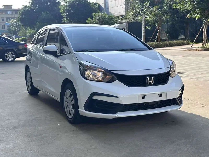 Honda Fit — фото 3