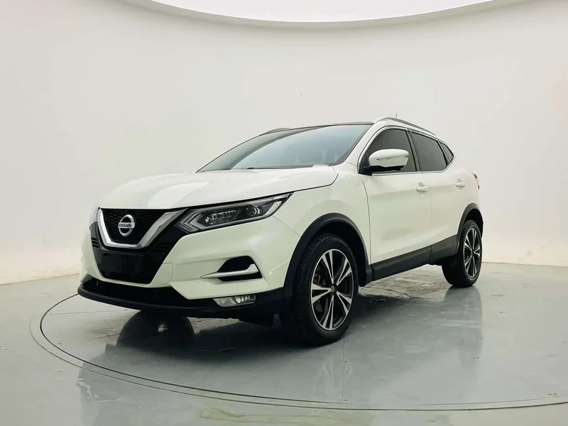Nissan Qashqai — фото 1
