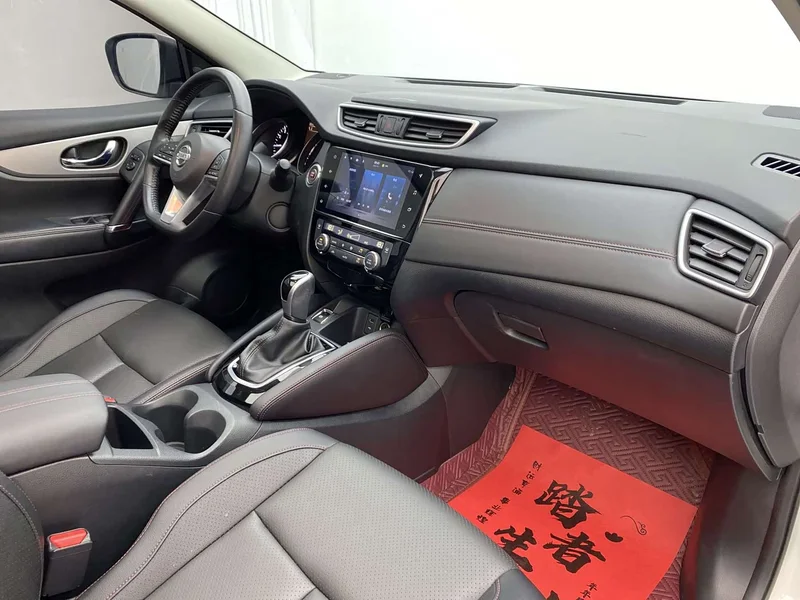 Nissan Qashqai — фото 14