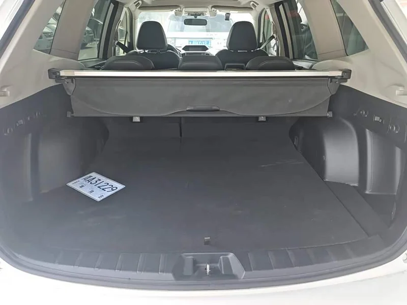 Subaru Forester — фото 4