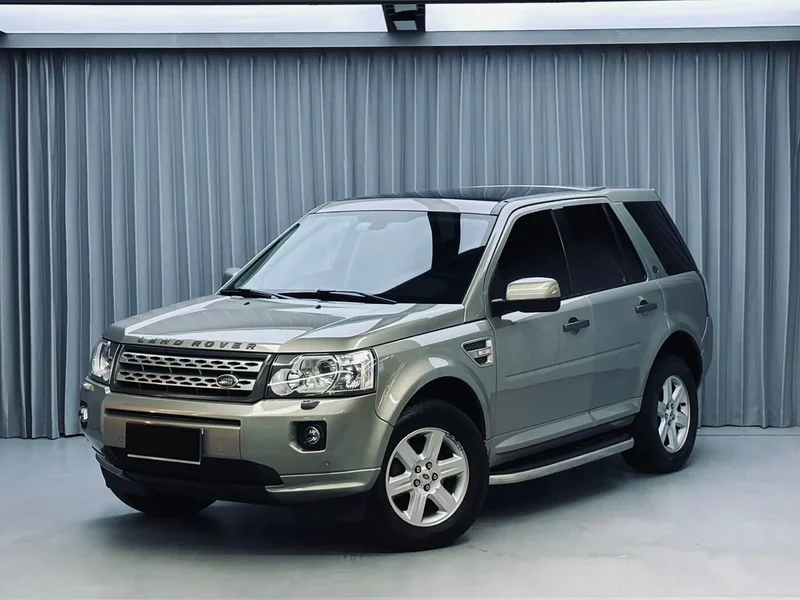 Land Rover Freelander 2 — фото 1