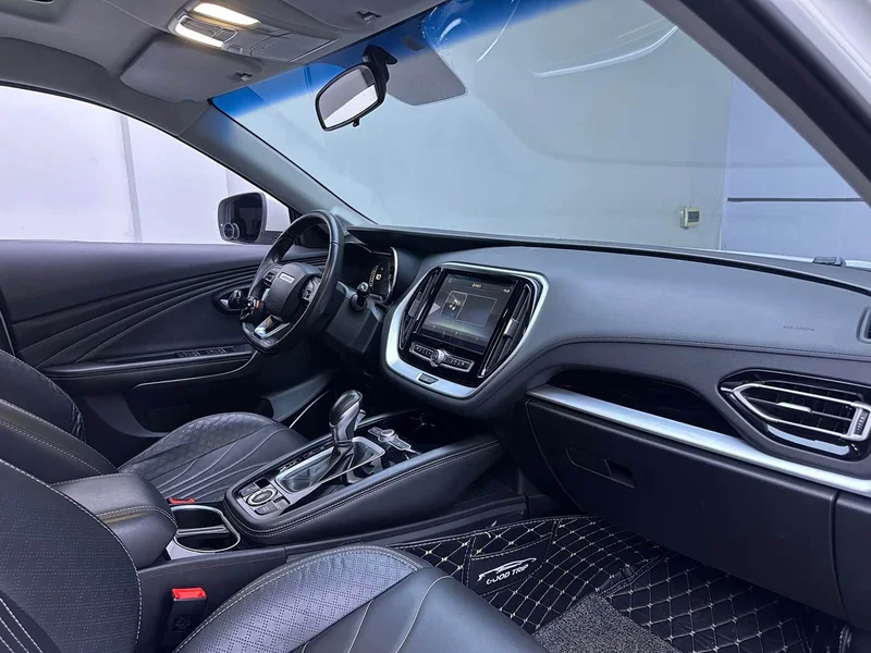 Jetour X70 — фото 11