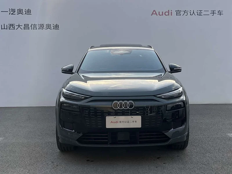Audi Q6L e-tron — фото 2