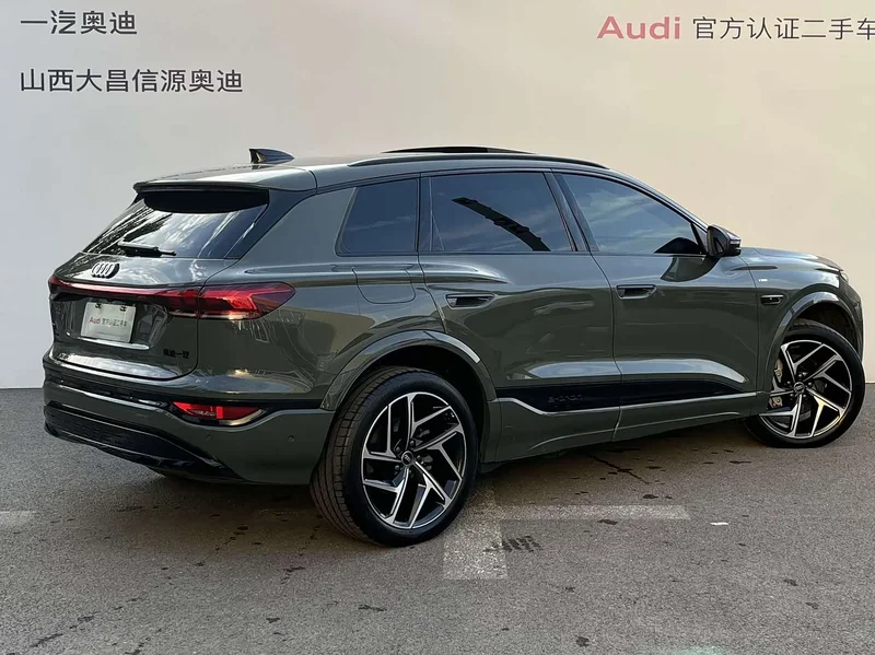 Audi Q6L e-tron — фото 3