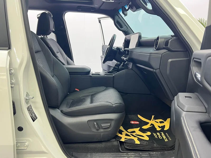 Toyota Prado — фото 14