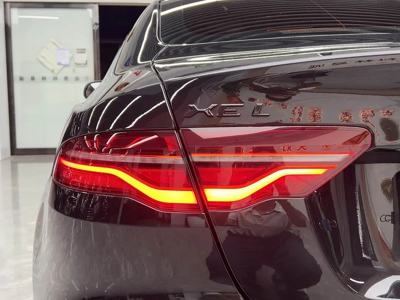Jaguar XEL — фото 10