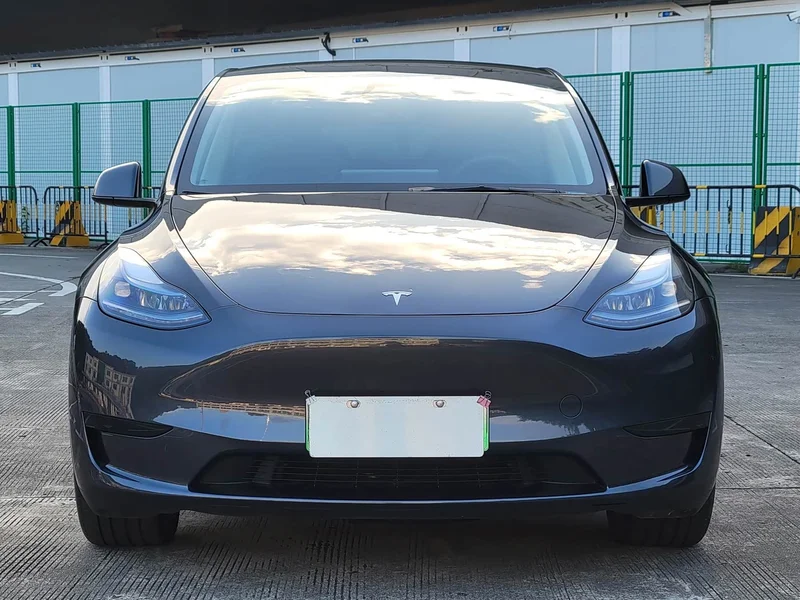 Tesla Model Y — фото 2
