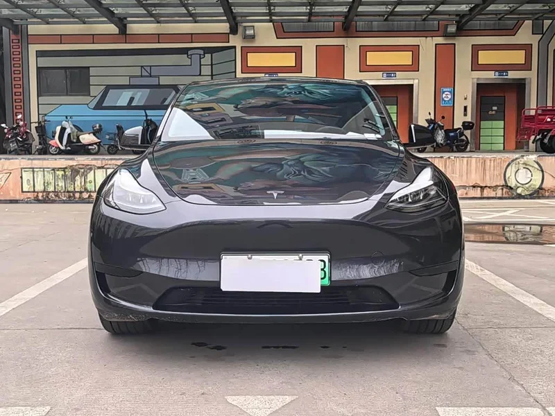 Tesla Model Y — фото 2