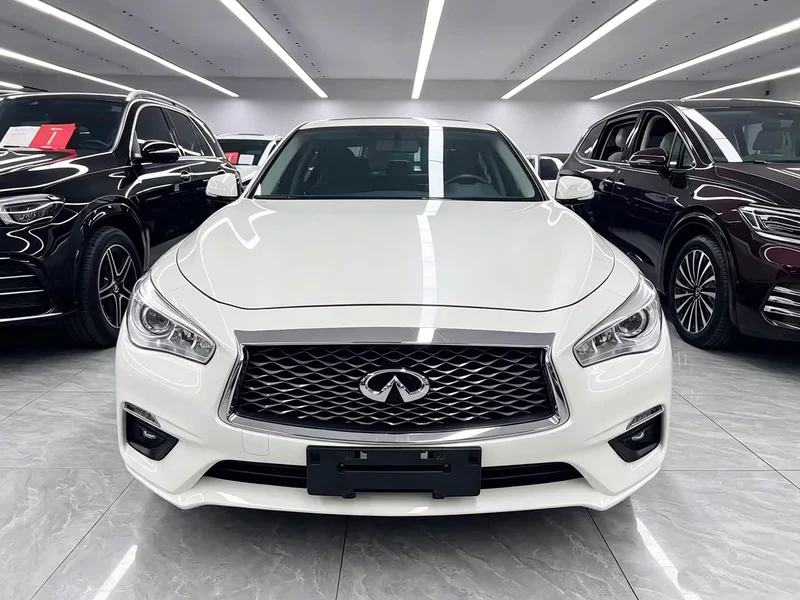 Infiniti Q50L — фото 2