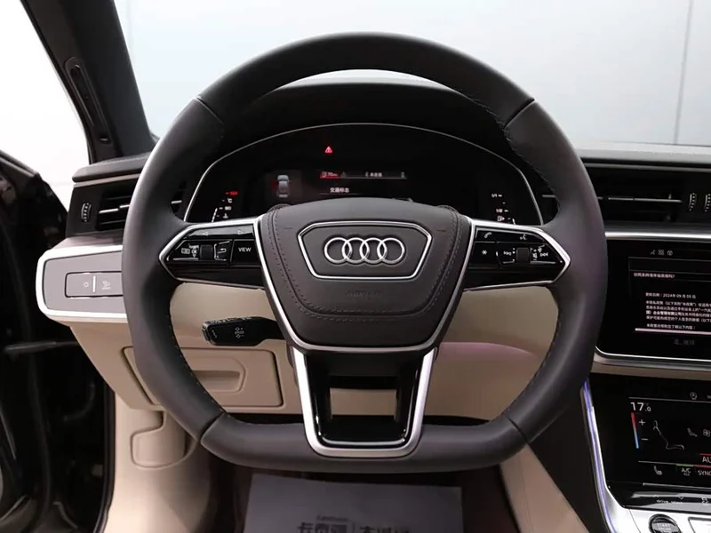 Audi A6L — фото 15