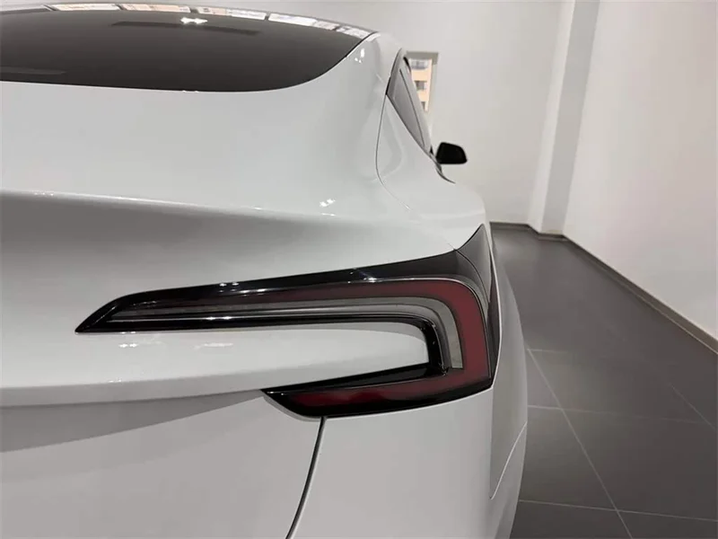 Tesla Model 3 — фото 11