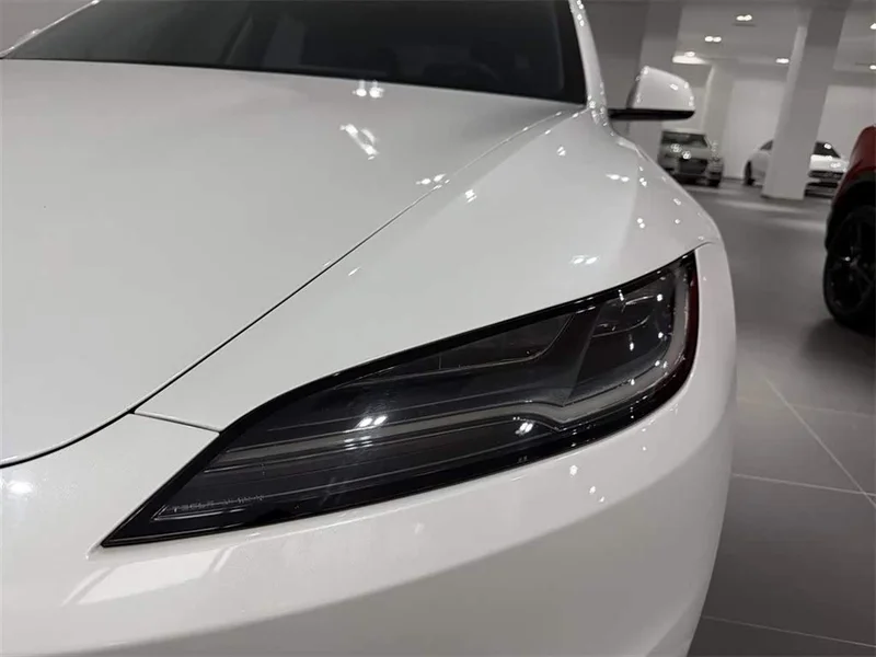 Tesla Model 3 — фото 10