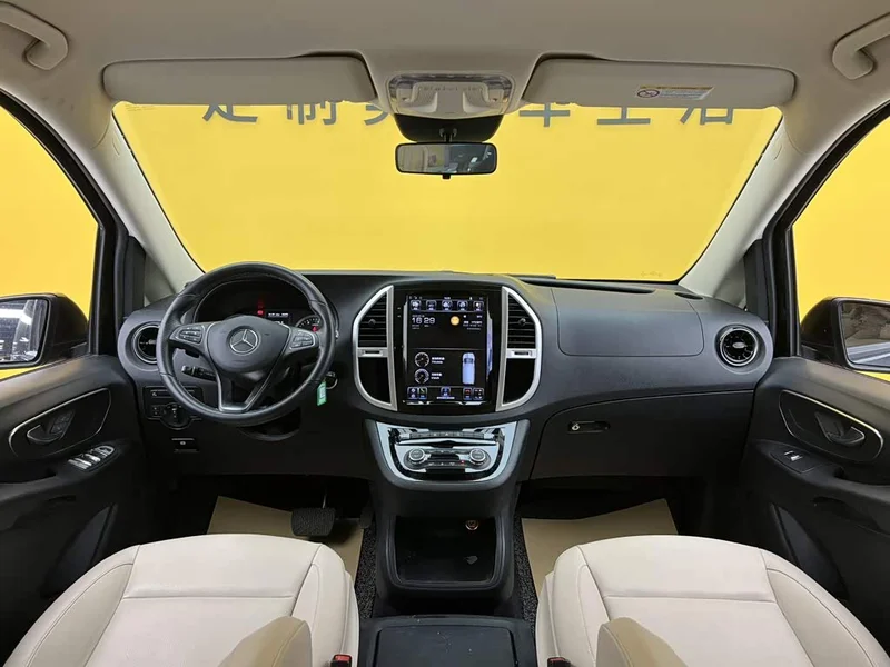 Mercedes-Benz Vito — фото 13