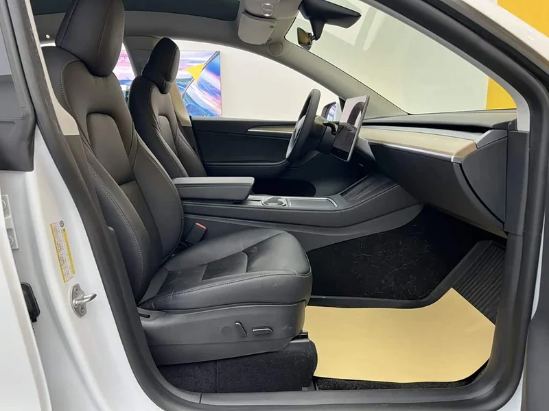 Tesla Model Y — фото 19