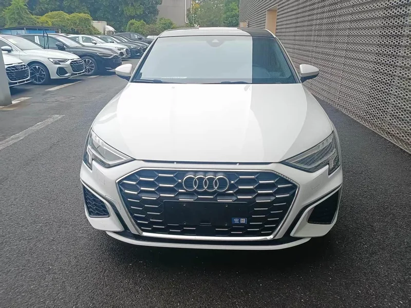 Audi A3 — фото 2