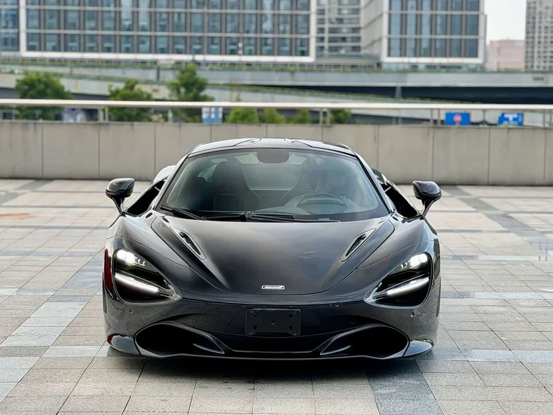 McLaren 720S — фото 2