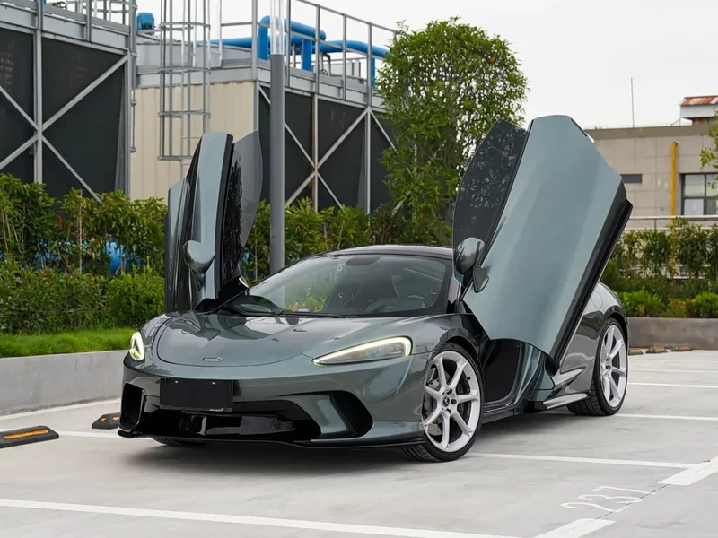 McLaren GT — фото 1