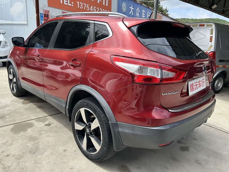 Nissan Qashqai — фото 9