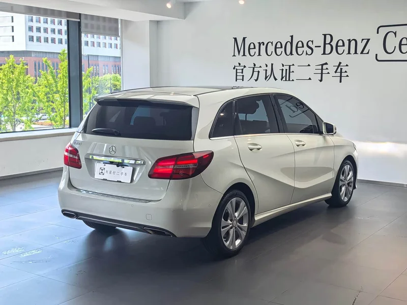 Mercedes-Benz B-Class — фото 14
