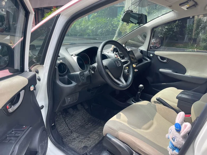 Honda Fit — фото 5