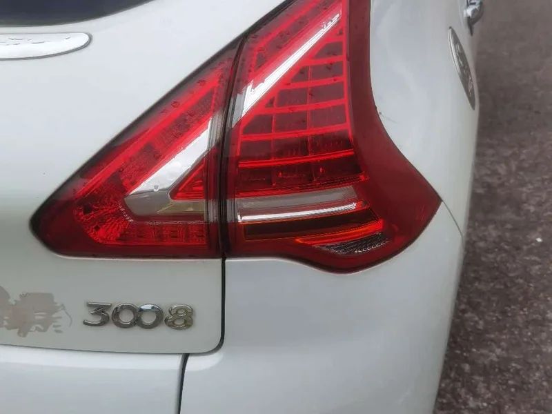 Peugeot 3008 — фото 12