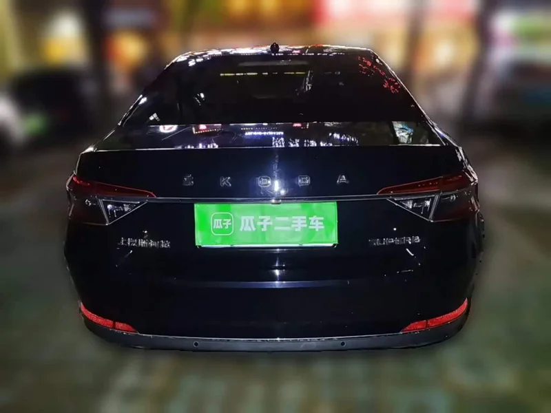 Skoda Superb — фото 3