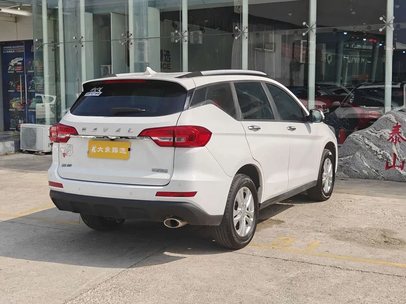 Haval M6 — фото 14