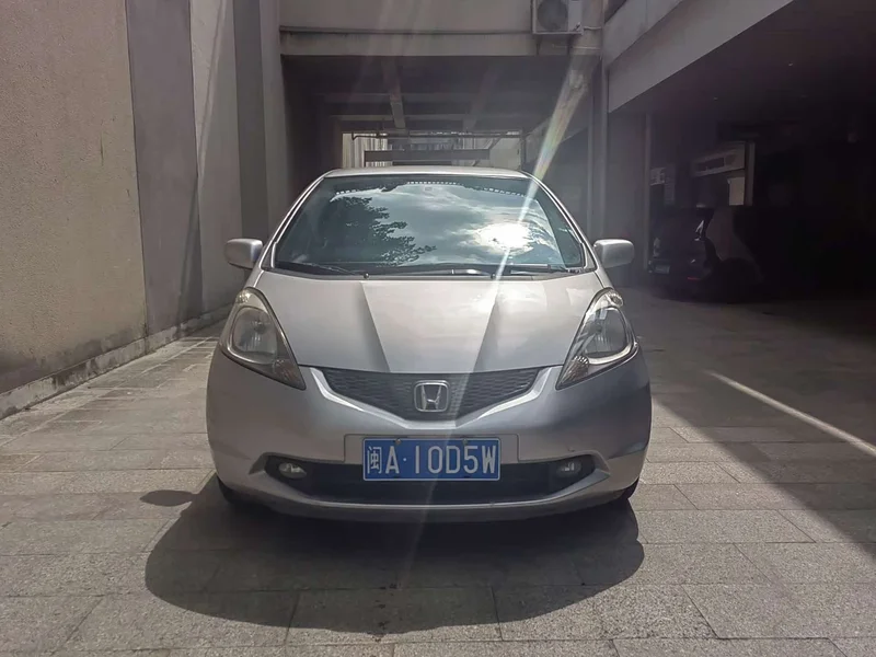 Honda Fit — фото 2