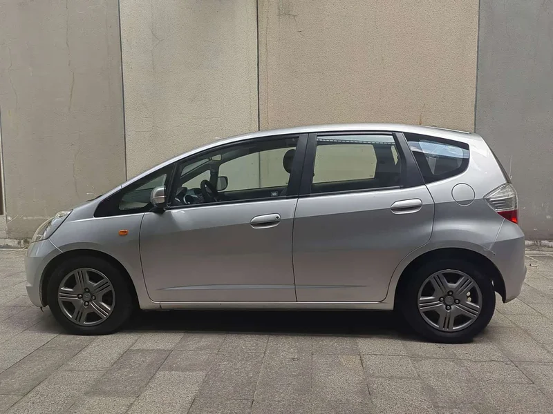 Honda Fit — фото 4