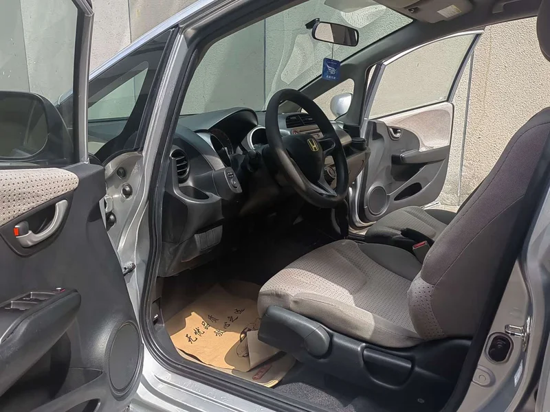Honda Fit — фото 6