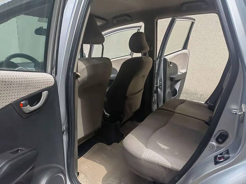 Honda Fit — фото 7