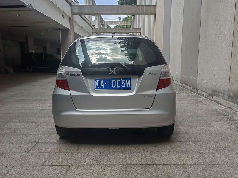 Honda Fit — фото 9