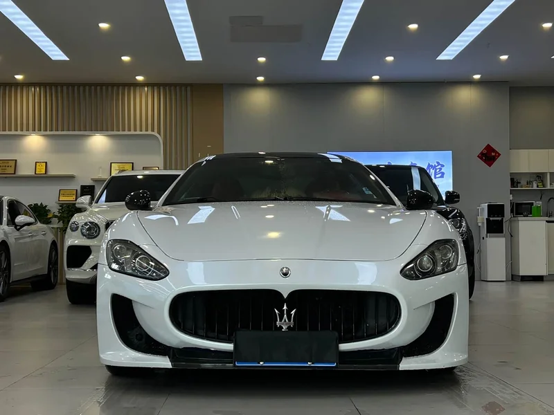 Maserati GranTurismo — фото 2