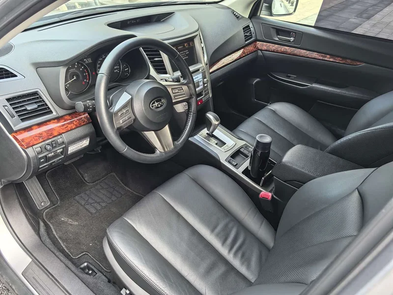 Subaru Outback — фото 25