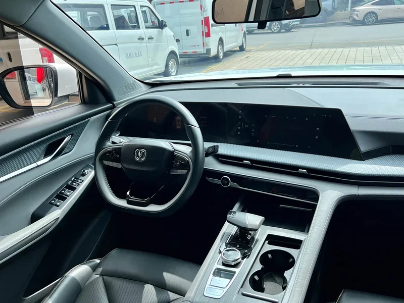 Changan CS75PLUS — фото 11