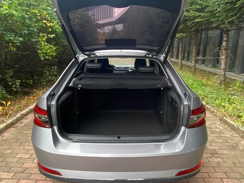 Skoda Superb — фото 7