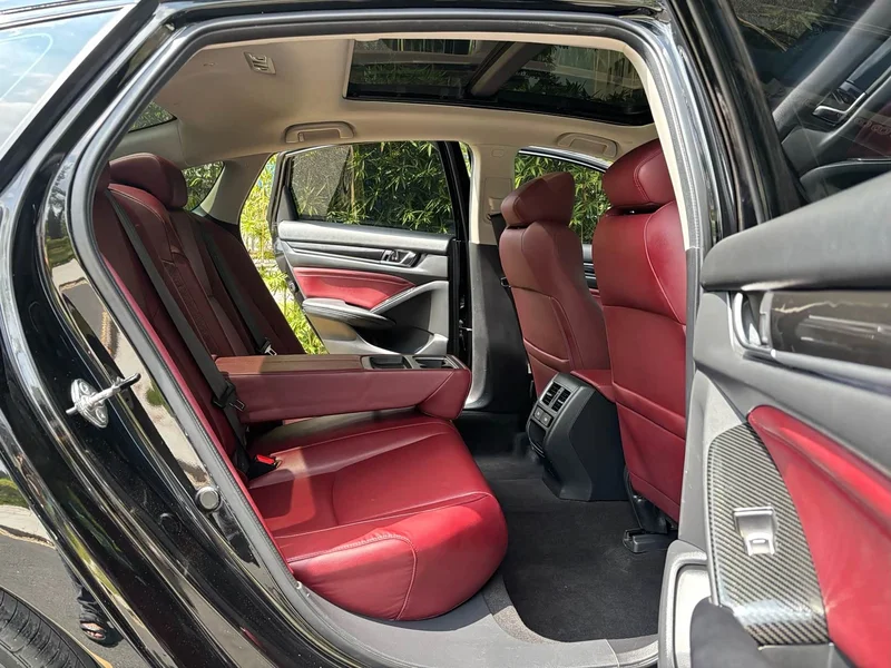 Honda Accord — фото 11