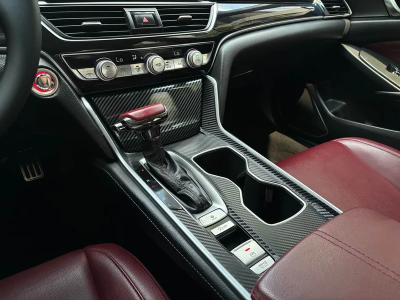 Honda Accord — фото 17