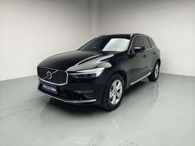 Volvo XC60 — фото 1