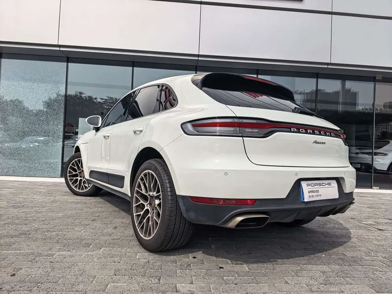Porsche Macan — фото 8