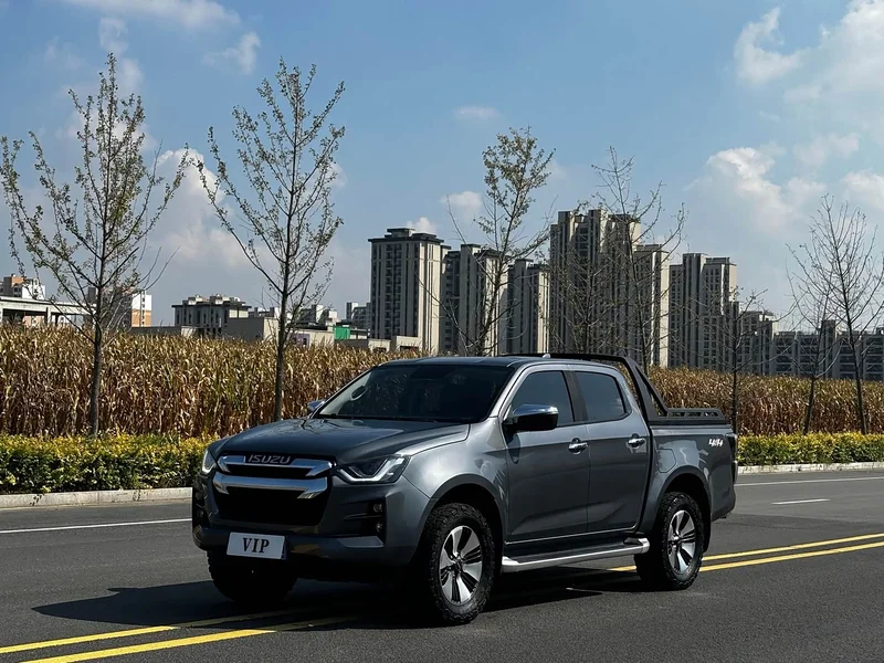 Isuzu D-MAX — фото 1