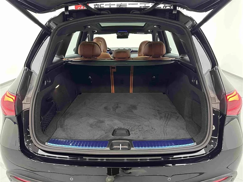 Mercedes-Benz GLC — фото 26