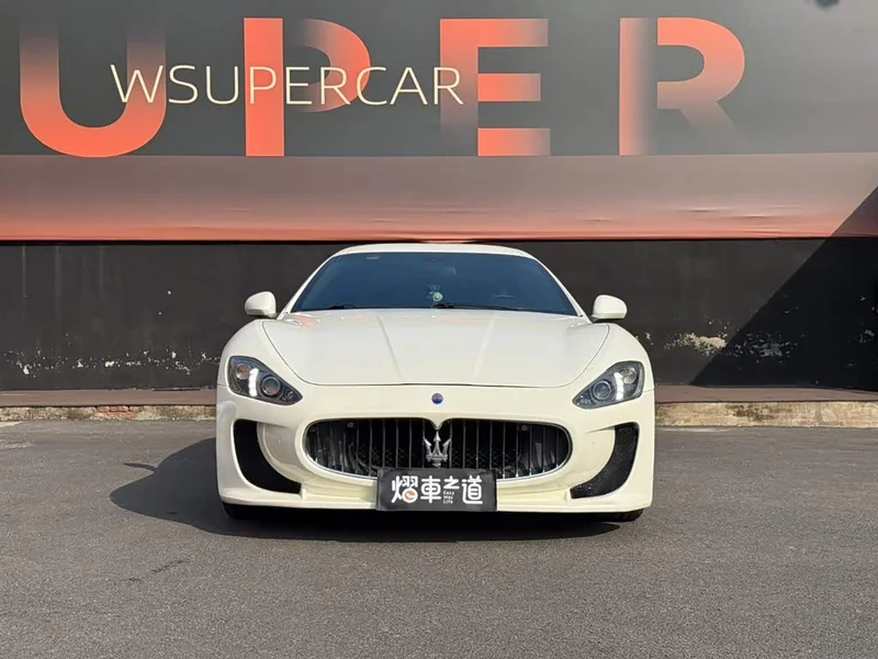 Maserati GranTurismo — фото 2
