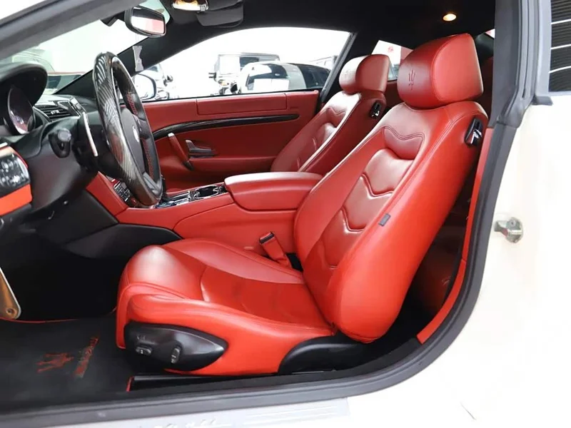 Maserati GranTurismo — фото 6