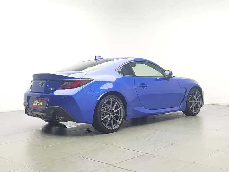 Subaru BRZ — фото 2