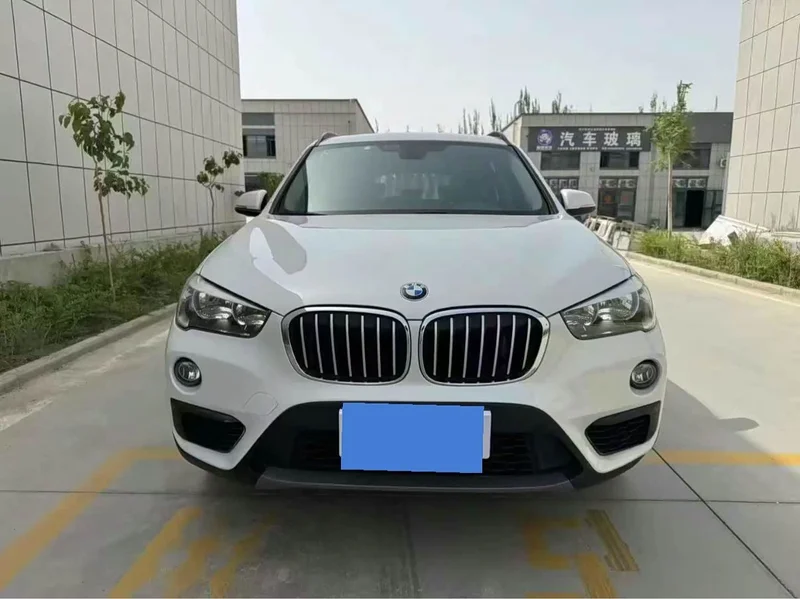 BMW X1 — фото 2