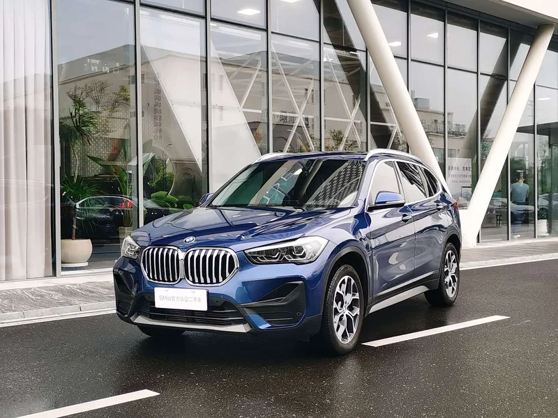 BMW X1 — фото 1