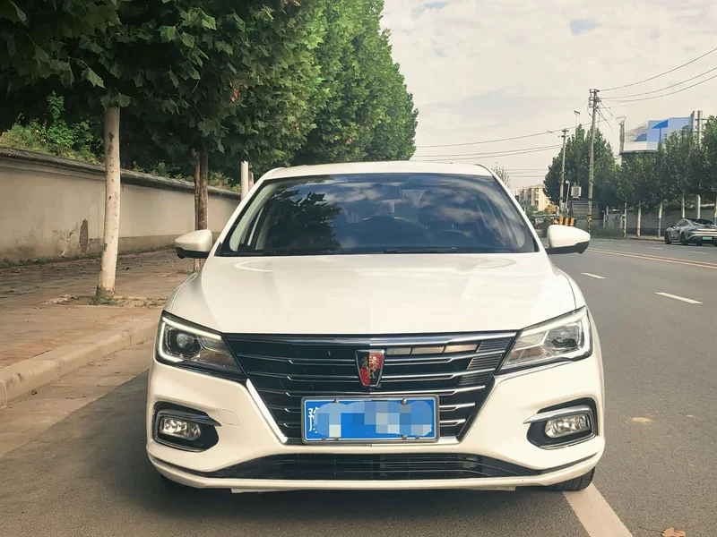 Roewe i5 — фото 2