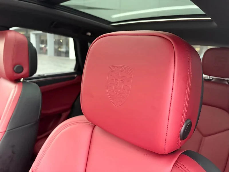 Porsche Macan — фото 16